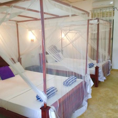 Aloha Beach Resort Tangalle Eksteriør bilde