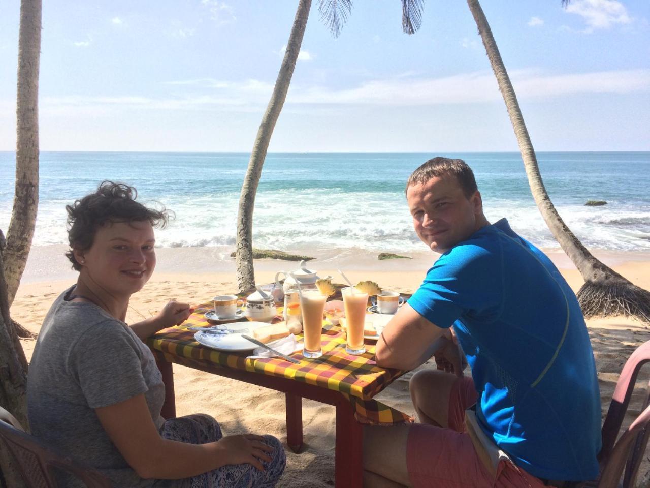 Aloha Beach Resort Tangalle Eksteriør bilde