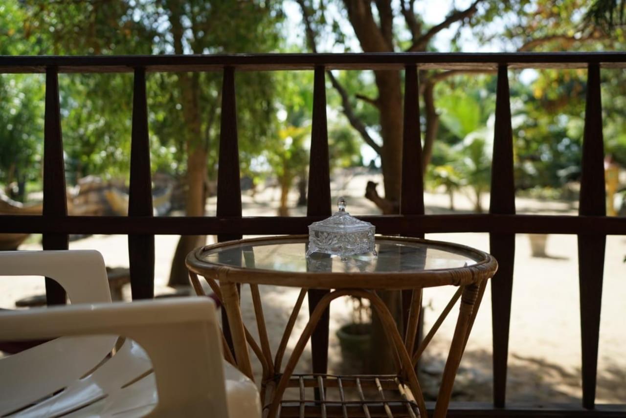 Aloha Beach Resort Tangalle Eksteriør bilde